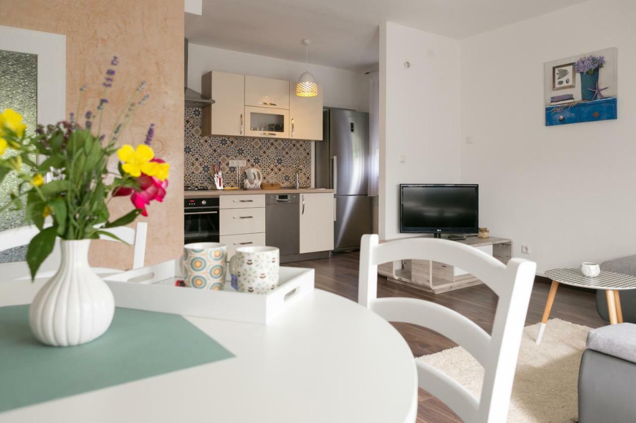 Apartman Maja Apartment Otočac Екстериор снимка