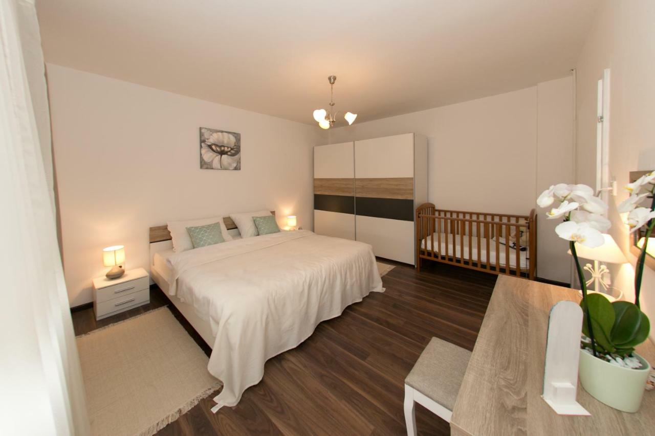 Apartman Maja Apartment Otočac Екстериор снимка